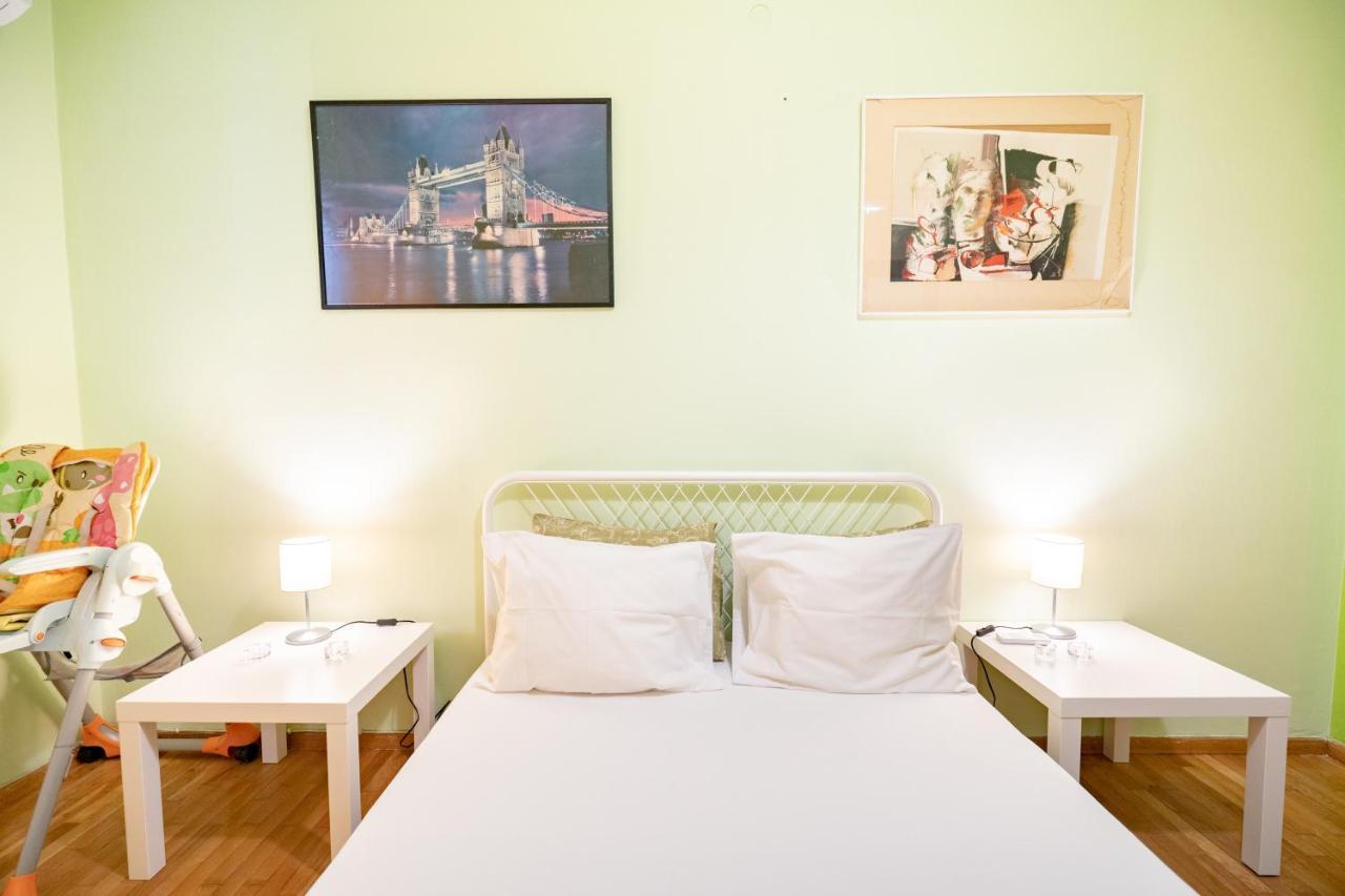 Ampelokipi Metro St. 2 Bedrooms 6 Pers. Apartment Athena Bagian luar foto