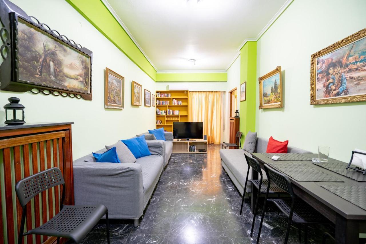 Ampelokipi Metro St. 2 Bedrooms 6 Pers. Apartment Athena Bagian luar foto