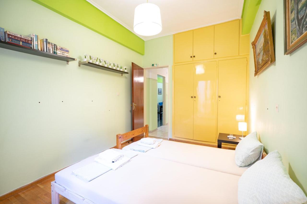 Ampelokipi Metro St. 2 Bedrooms 6 Pers. Apartment Athena Bagian luar foto