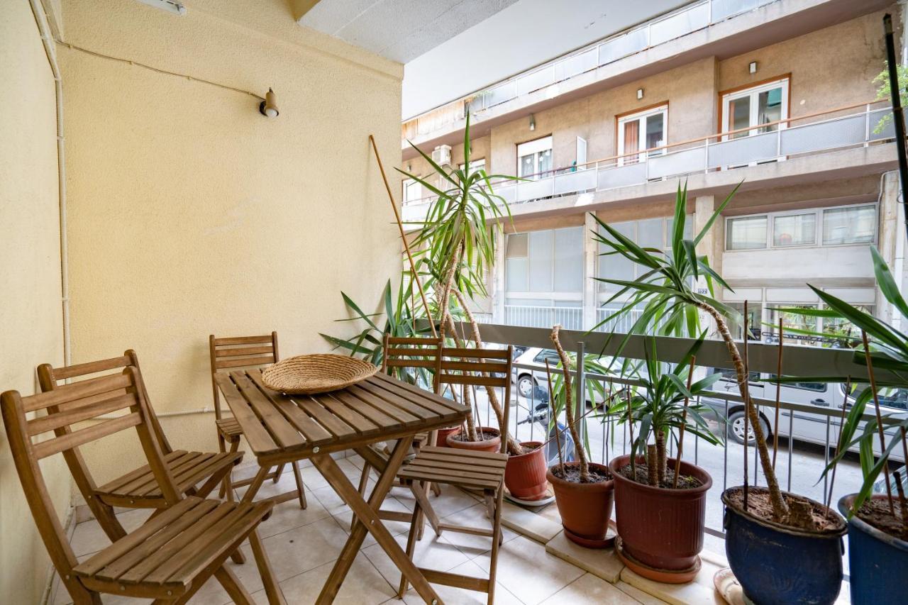 Ampelokipi Metro St. 2 Bedrooms 6 Pers. Apartment Athena Bagian luar foto